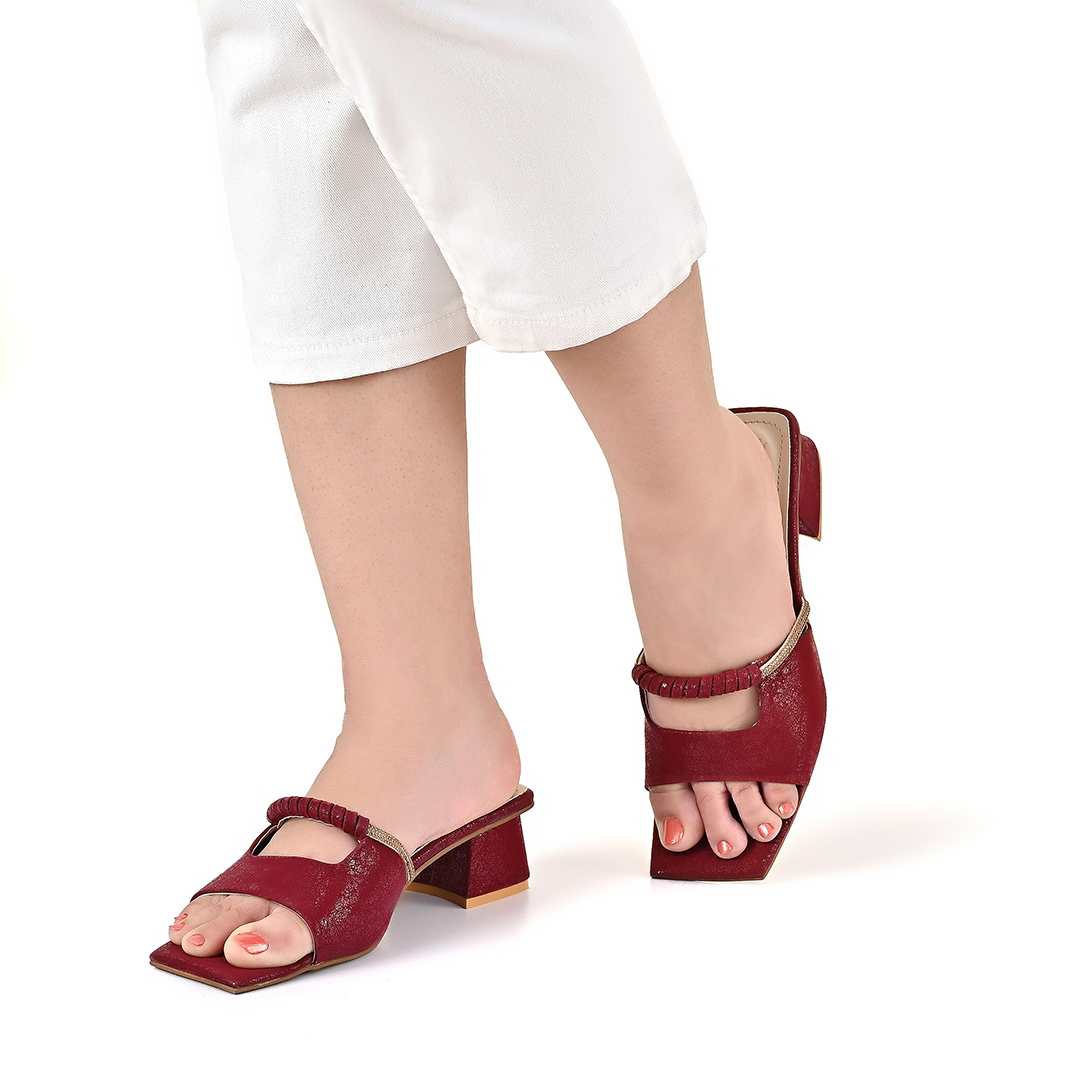 Buy Charles & Keith Metallic Block Heel Sandals In Maroon | 6thStreet Qatar